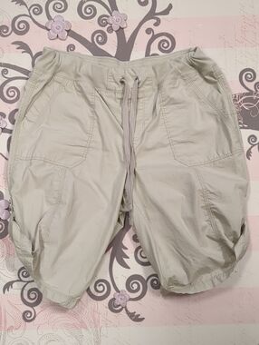 DKNY Light Beige Drawstring Cargo Shorts